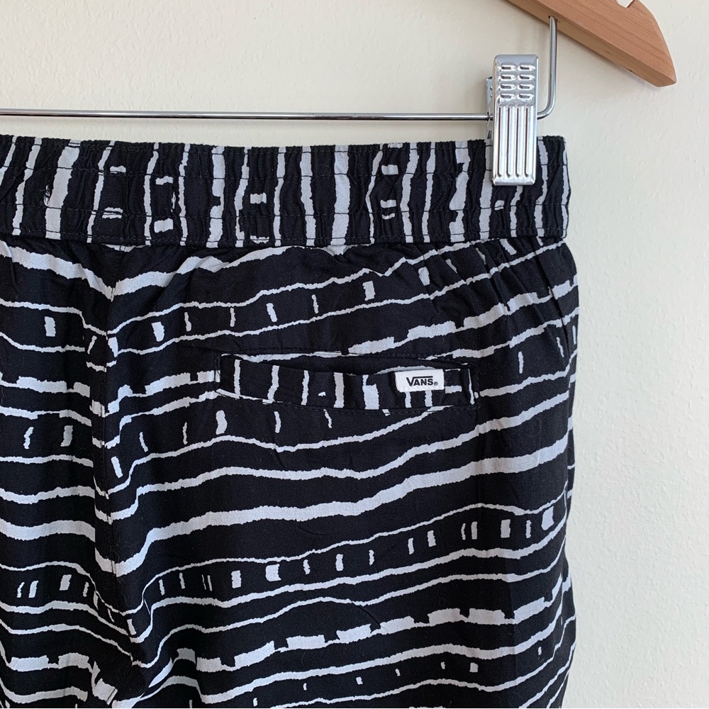 VANS G FIRECRACKER pants . NWT .